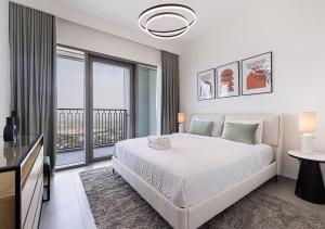 Luxury 2 BR Apartment, 5 Mins to Dubai Mall with Amazing view in DownTown Views 2