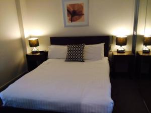 Perfectly Located Crows Nest Apartment C404