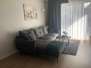 Cosy 1 bedroom apartment in the heart of old town with parking