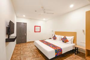 Fabhotel Perfect Stays - Near Chrompet Railway Station