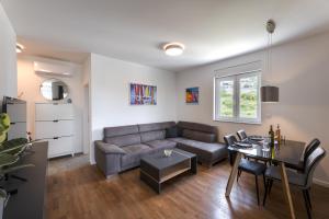 Kate Your cozy Oasis with private parking and balkony