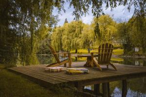 Chalets Le chalet du bout du monde, en bord de riviere ! : photos des chambres