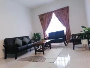 Muar Town Suite - Pagoh