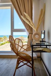 Seaside Serenity Apartment in Infinity Beach Resort - parking