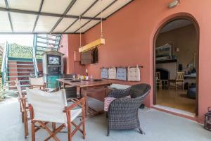 Olivegarden Cottage near the Beach