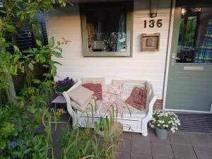 Vrije Vogels - 瓦门赫伊曾