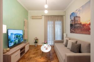 Blue Ark Exploring Athens