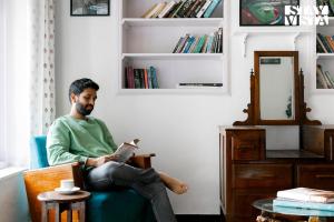 StayVista at The Alcove with Breakfast & BBQ Grill