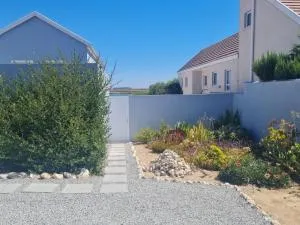 Olive's Nest 1 - 韦尔德里夫