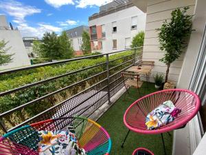 Appartements Apt Val d-Europe - 10 min de Disney - Parking : photos des chambres