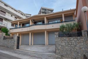 Apartment Zidan