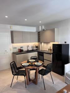 Adams Luxury Studio