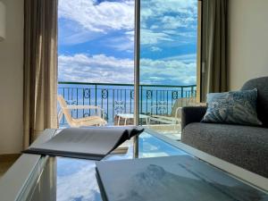 Splendide vue mer, proche centre Beausoleil