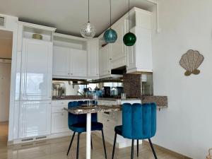 Splendide vue mer, proche centre Beausoleil