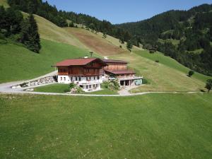 Ferienwohnung in Panorama Alleinlage Kitzbüheler AlpenWILD63 by FeWo-Plan