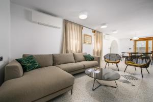 Beautiful Villa 117 with pool in Visnjan 