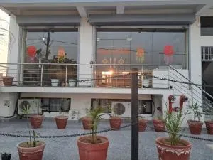 Hotel GD Palace - Sarīma