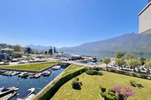 Appartements Studio Bord de lac avec terrasse classe 2 etoiles : photos des chambres