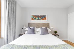 Munster Village in Fulham - Apartments, London