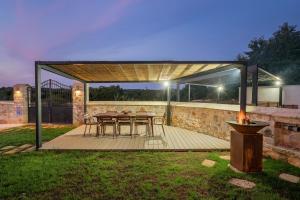 Beautiful Villa 119 with whirlpool in Visnjan 
