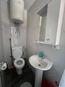 Kontiki Apartments 2