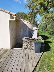 Maisons de vacances Longere a Saint Michel chef chef : Maison 2 Chambres