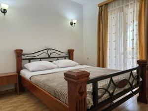 Apartment with Pool View (4 adults) room in Blue Star Apartments