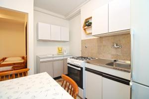 Apartments Pjescana Uvala 606