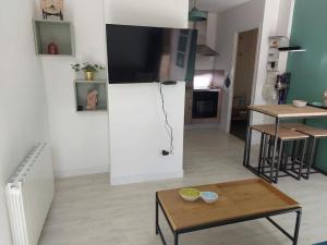 Appart 2, Charmant Plain pied, 200m du port