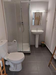 Appart 2, Charmant Plain pied, 200m du port