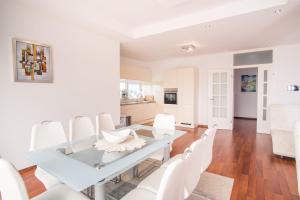 Apartment Ika with the pool and sea wiev 