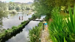 Casa do Rio - Eido do Pomar - Vale