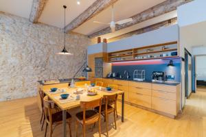 LArsenal - très bel appartement sur le Vieux-Port