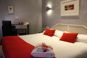 Comfort Double Room room in Hostal Paris