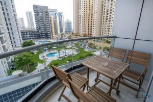 Charming 1BR in The Point Tower, Dubai Marina by Deluxe Holiday Homes