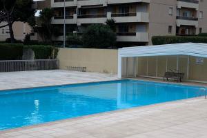 06U - Beautiful studio in residence - swimming pool and tennis court