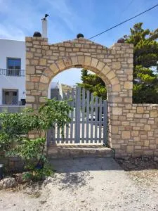 Kampi Apartment - Karavostasi