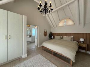 High tide at no 16 Luxury,Beach,Family getaway