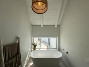 High tide at no 16 Luxury,Beach,Family getaway