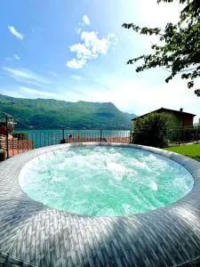 Terrazza di Luisa parking wifi vista lago - 卡拉泰乌廖