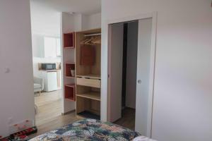appartements guesthouse1 et guesthouse2 sword beach : photos des chambres