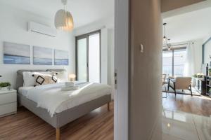 Moon Light 1-Bedroom Apartment in Larnaca