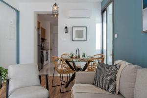 Moon Light 1-Bedroom Apartment in Larnaca