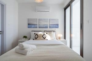 Moon Light 1-Bedroom Apartment in Larnaca