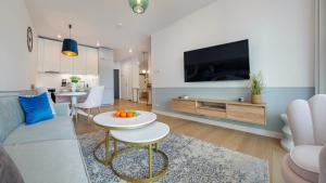 Aqua Blue B101-Polanki Aqua-Holiday City