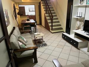 Duas suites com cama de casal