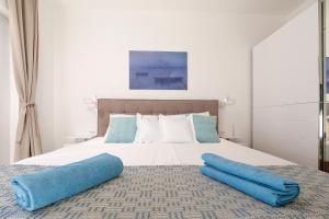 Papas Court III Pasman Villa with pool