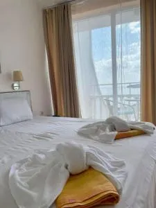 Riviera Beach Hotel - 索佐波尔