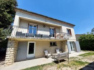Maisons de vacances Maison 3 chambres avec jardin et piscine a deux pas d-Avignon : photos des chambres