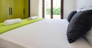 Lisabet Garden img16